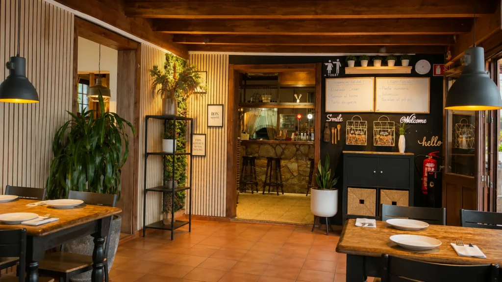 Comedor interior del Restaurante El Conejero en Valle de Santa Inés, Betancuria, Fuerteventura