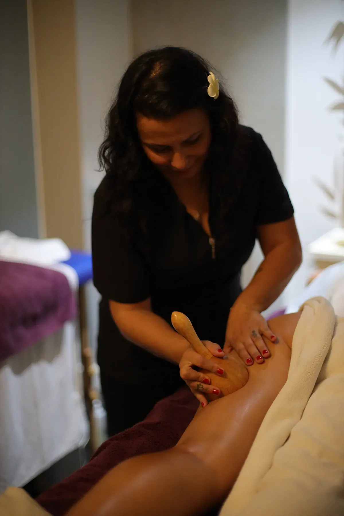Tratamiento corporal del Ritual Canario con Aloe Vera en SpaZensation Playa Park, Corralejo, Fuerteventura