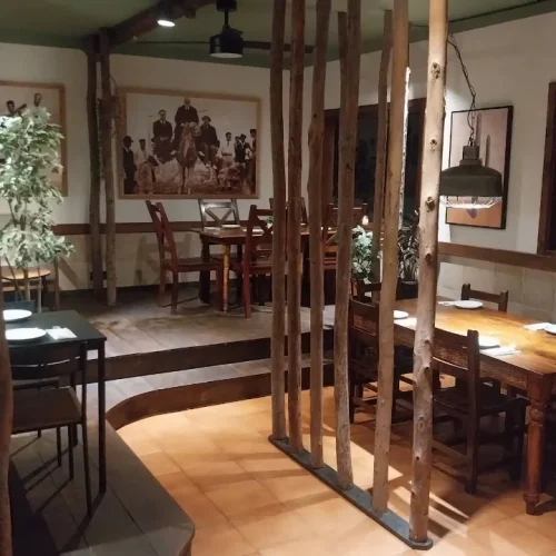 Interior del Restaurante El Conejero en Valle de Santa Inés