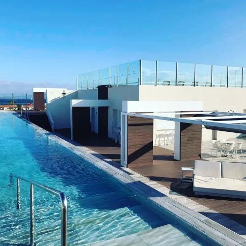 Piscina exterior del hotel Playa Park Zensation en Corralejo, Fuerteventura
