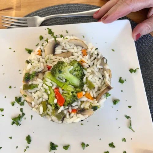 Arroz con verduras servido en Restaurante Atlántico Fuego y Sal, Puerto del Rosario
