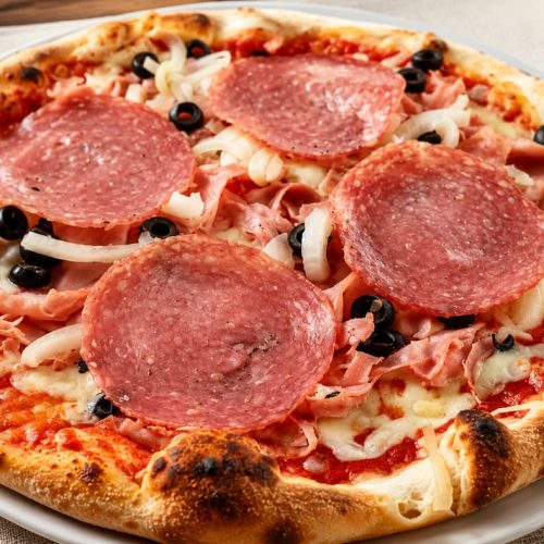 Pizza salami en Restaurante La Bodeguita