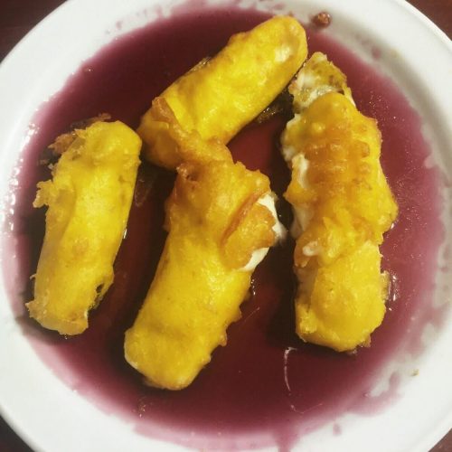 Churros de pescado servidos en el Restaurante La Cencerra